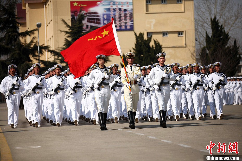 中國海軍北海艦隊(duì)新兵威武亮相（組圖）