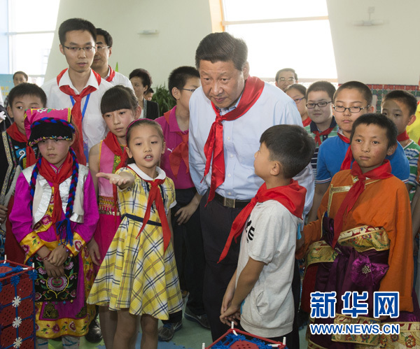 習近平:依法打擊破壞少兒身心健康言行