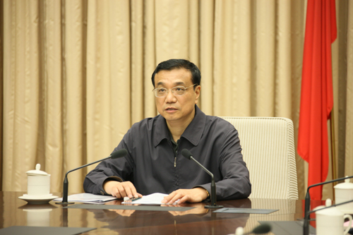 李克強召開關于德惠市特別重大火災事故視頻會議