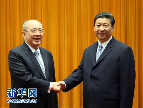 中共中央總書記習(xí)近平會見中國國民黨榮譽(yù)主席吳伯雄