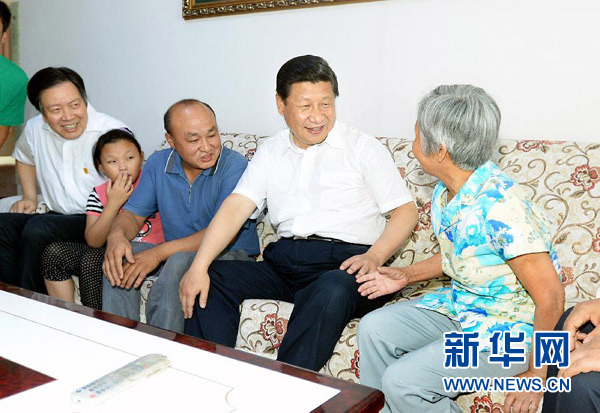 習(xí)近平：中國(guó)革命歷史是最好的營(yíng)養(yǎng)劑