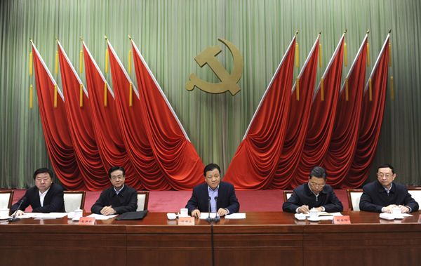 劉云山：切實增強全面深化改革的自覺性堅定性