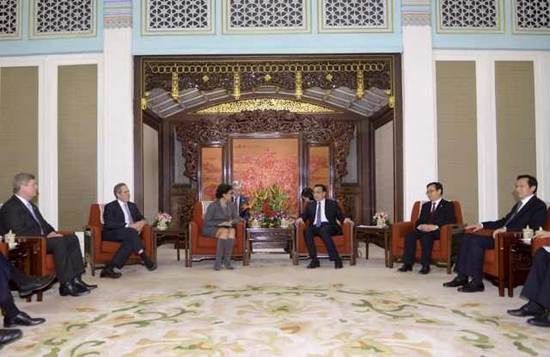 李克強會見美國商務(wù)部長、貿(mào)易代表和農(nóng)業(yè)部長
