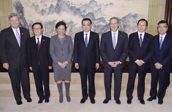 李克強會見美國商務(wù)部長、貿(mào)易代表和農(nóng)業(yè)部長