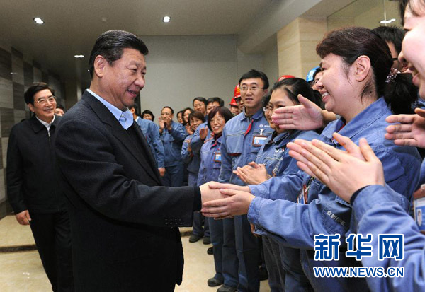 習(xí)近平李克強(qiáng)寒冬問(wèn)民生
