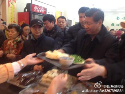 習近平李克強寒冬問民生