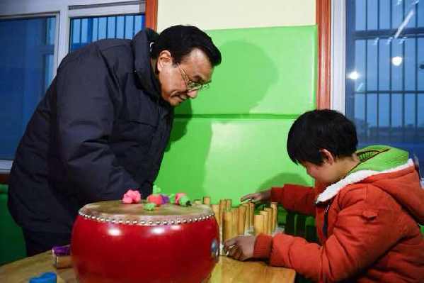 李克強：不能讓任何人無家可歸