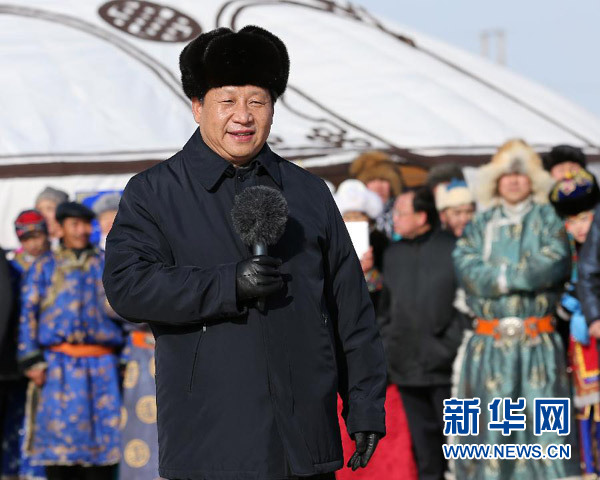 習近平農(nóng)歷馬年前夕向全國各族人民和全球華人拜年