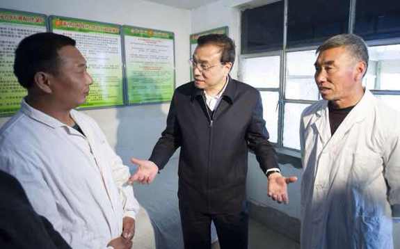 李克強：小診所可以解決大問題
