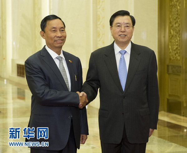 張德江與緬甸聯邦議會議長吳瑞曼舉行會談