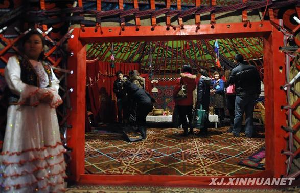 第七屆新疆冬季旅游博覽會(huì)開幕