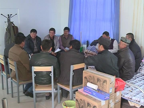 住村干部為我們建了“綠色網吧”