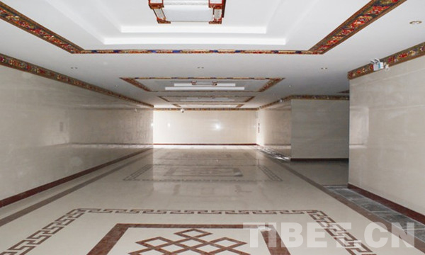 西藏天路見證公路發(fā)展 讓山不再高路不再遠(yuǎn)