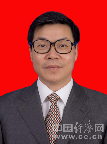 西藏區(qū)黨委組織部長梁田庚調(diào)任河北省委常委