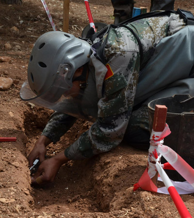 “提前考核，敢不敢？”——我國第十一批赴黎維和工兵營掃雷資質認證訓練見聞