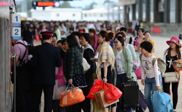 云南大理、麗江火車站旅客發送量增幅創新紀錄
