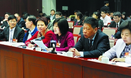 浙江代表團(tuán)審議兩高報(bào)告