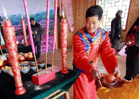 探訪幸福美麗新農(nóng)村
