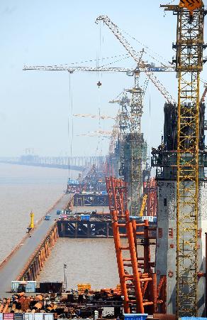 杭州灣上第二座跨海大橋——嘉紹跨海大橋建設進度過半