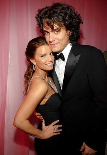Jessica Simpson, John Mayer made their romance official 