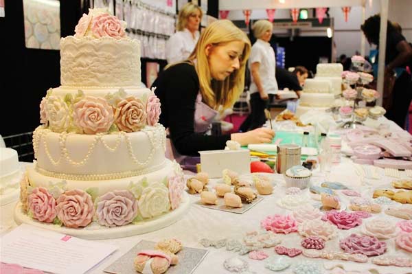 London Cake International attracts tourists