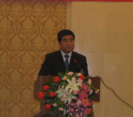 各使館官員亮相教育展發(fā)布會(huì)現(xiàn)場(chǎng)