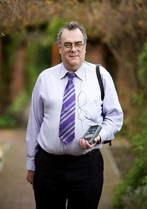 英國“仿生眼”技術(shù)臨床試驗成功 兩位盲人重獲有效視力