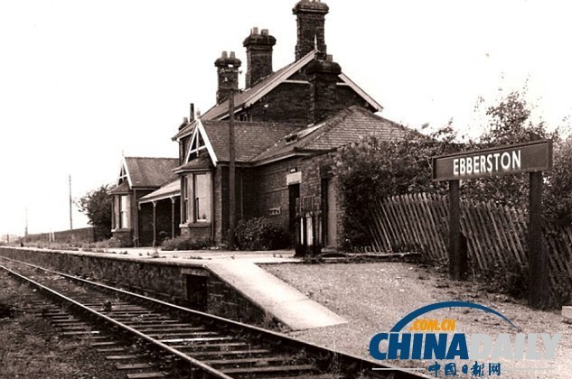 英國(guó)夫婦將舊車(chē)廂改造成旅館 有廚房和中央供暖