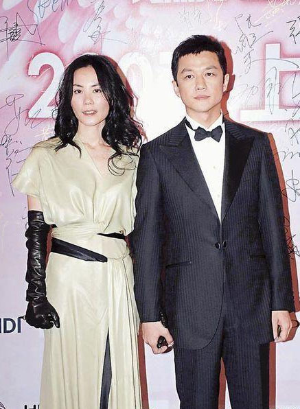 盤點(diǎn)嫁給“窮老公”的九大美女(組圖)