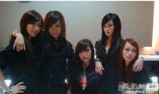 英國記者冒死偷拍“色情之都”東莞的地下妓院