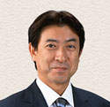 鹽崎恭久 外務省副大臣，眾議院議員