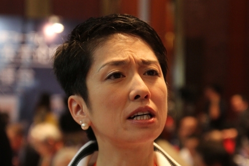 美女議員的多樣表情（組圖）