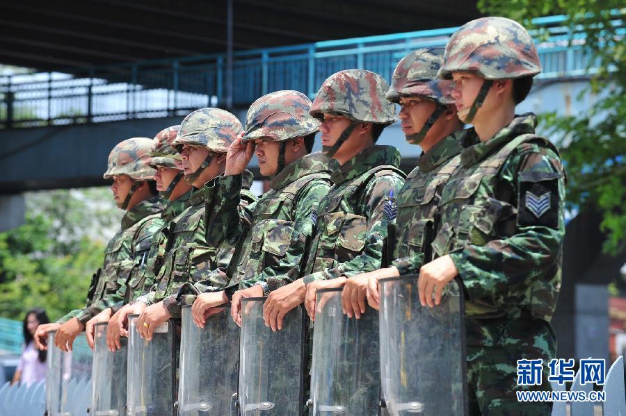 泰國軍方戒嚴后首次斡旋 實拍會談現場（高清）