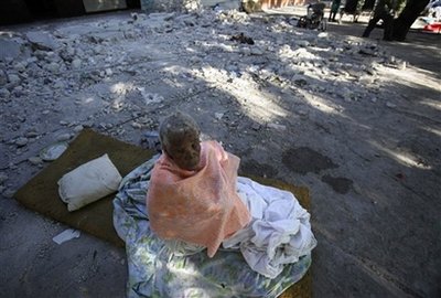 已4天沒吃沒喝 海地養(yǎng)老院84名無助老人絕望等死