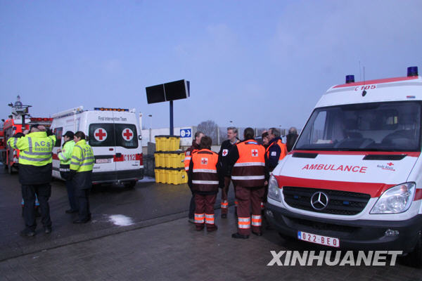 比利時(shí)火車(chē)相撞造成至少20人死亡（組圖）