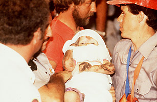 圖：美《時代》盤點十大救援奇跡 中國王家嶺位列第一