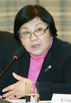 圖：吉爾吉斯前總統(tǒng)巴基耶夫被控組織大規(guī)模屠殺