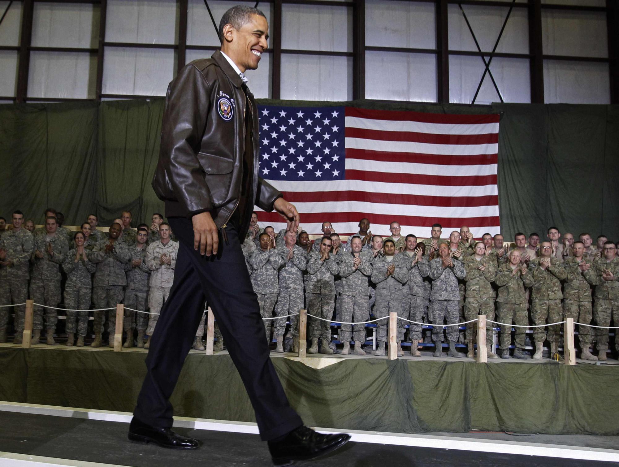 奧巴馬首次特赦罪犯 3日晚秘密前往阿富汗慰問美軍