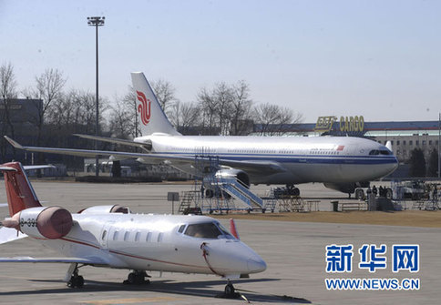 中國政府協(xié)調(diào)增派航班赴埃及接回我滯留人員