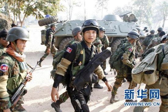 泰國柬埔寨軍隊在爭議地區第三次交火