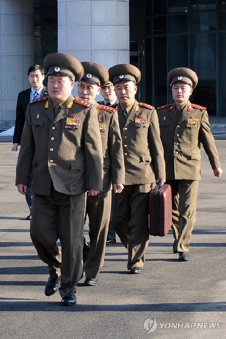 兩天磋商無(wú)果而終 朝拒絕與韓舉行更多軍事會(huì)談