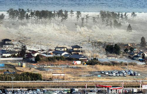 組圖：日本宮城縣發現二三百具尸體 海嘯規模百年一遇