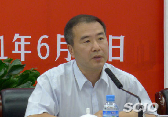 中央外宣辦首次組織中外媒體記者團(tuán)赴延安采訪