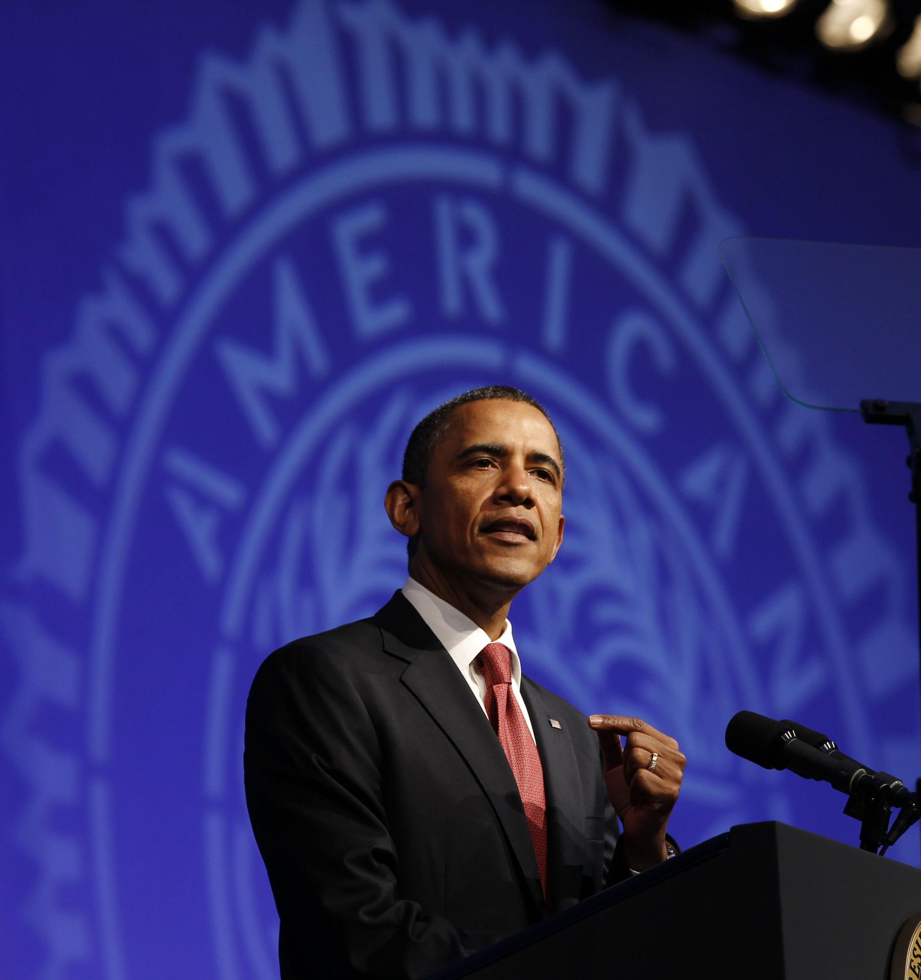 奧巴馬稱美經(jīng)歷十年反恐苦戰(zhàn) 賴斯認(rèn)為威脅來(lái)自“失敗國(guó)家”