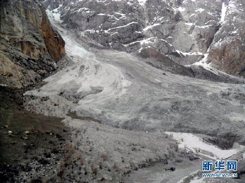 巴基斯坦軍方公布雪崩事故現(xiàn)場(chǎng)照片