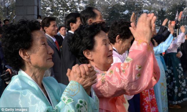 韓朝離散家屬團(tuán)聚活動(dòng)結(jié)束 難舍之情溢于言表