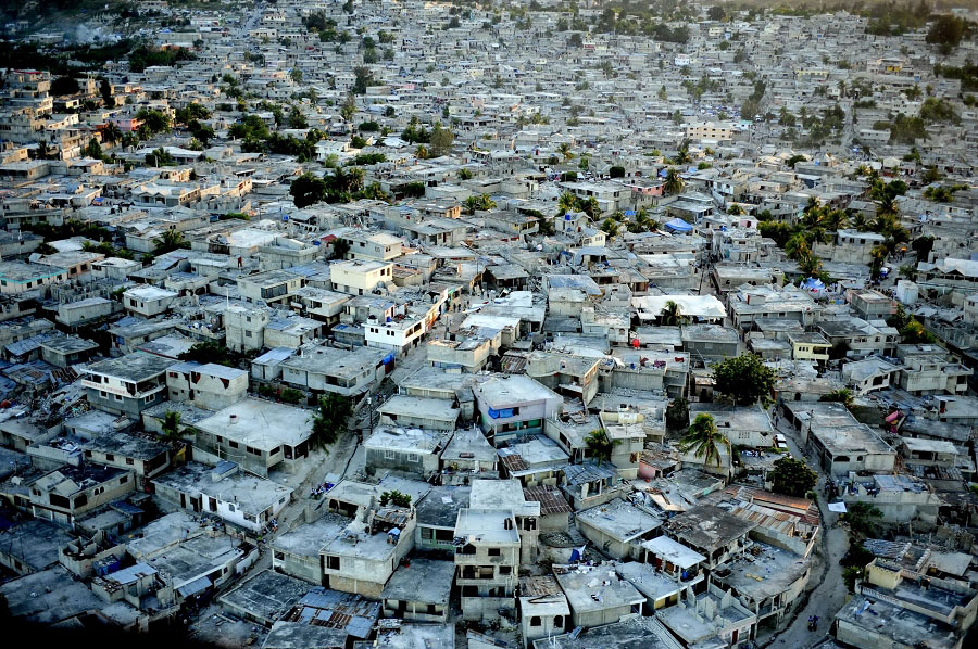 震撼！空中拍攝的海地地震災(zāi)區(qū)高清晰大圖