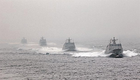 臺(tái)海軍＂光華6號(hào)＂導(dǎo)彈快艇首亮相 可遠(yuǎn)海出擊
