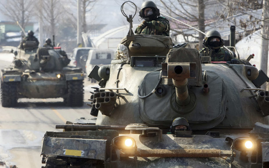 韓國(guó)陸軍部隊(duì)嚴(yán)寒中進(jìn)行戰(zhàn)術(shù)演練