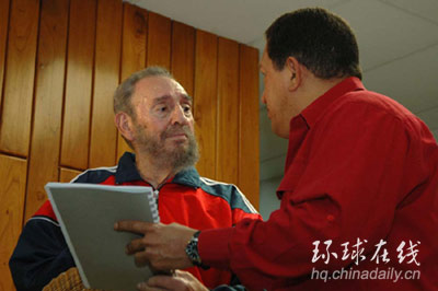 卡斯特羅3月來(lái)首次亮相錄像 與查韋斯高呼社會(huì)主義